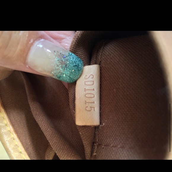 🔥 S O L D🔥 Louis Vuitton Monogram Batignolles PM - Picture 5 of 9